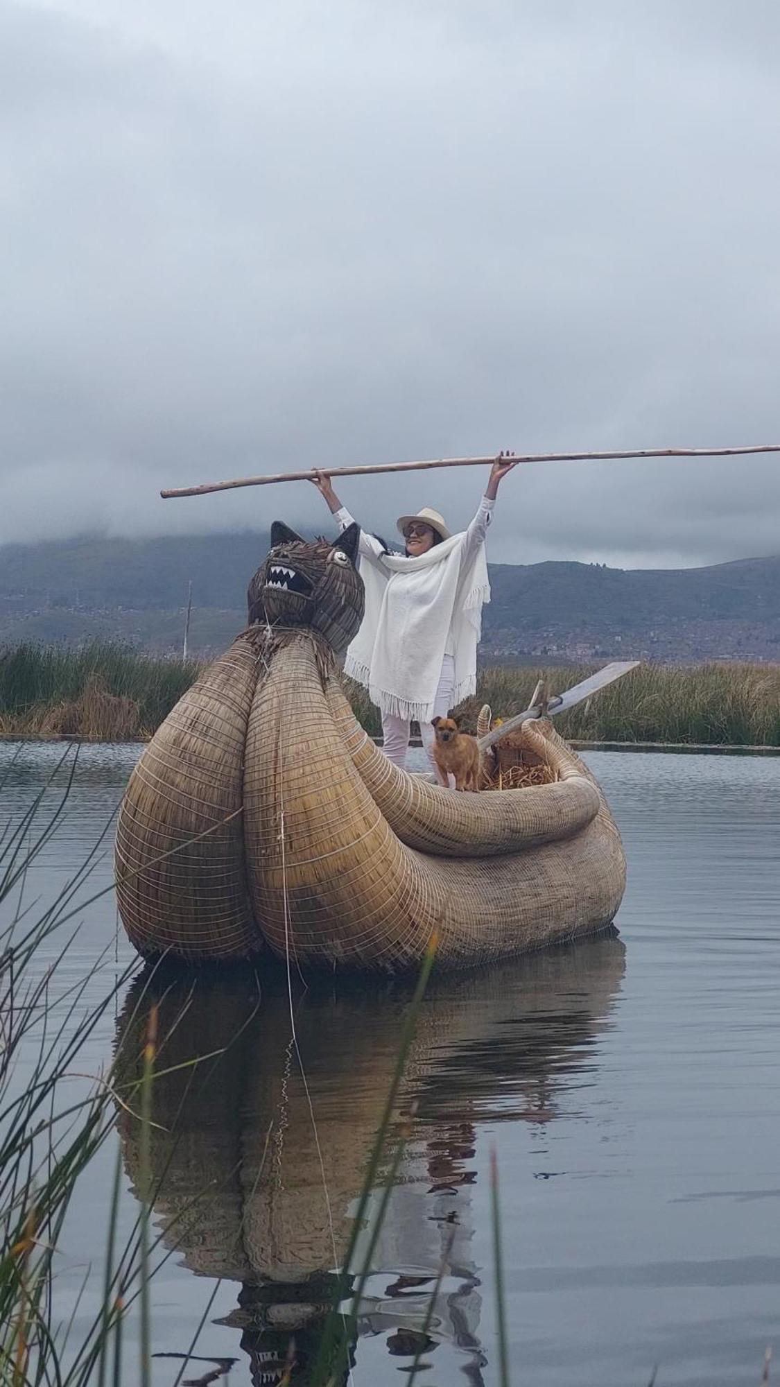 Uros Lodge Peru Puno Eksteriør billede