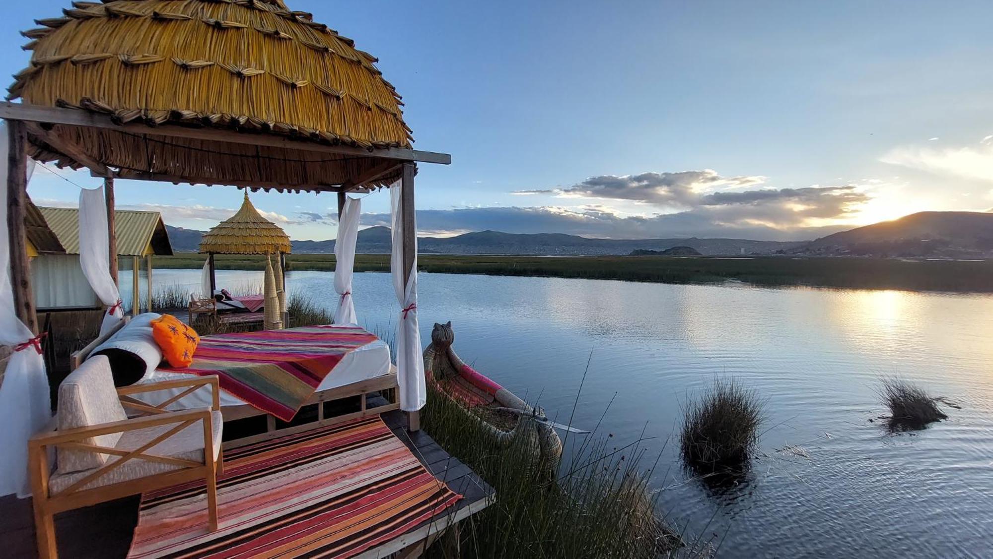 Uros Lodge Peru Puno Eksteriør billede