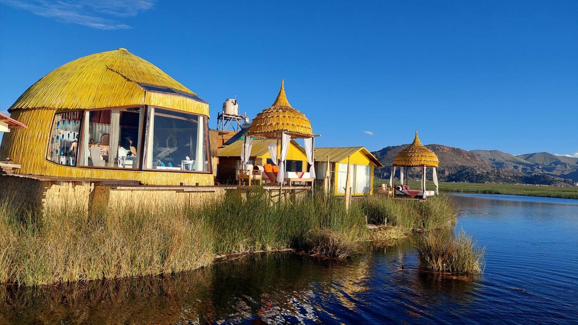 Uros Lodge Peru Puno Eksteriør billede
