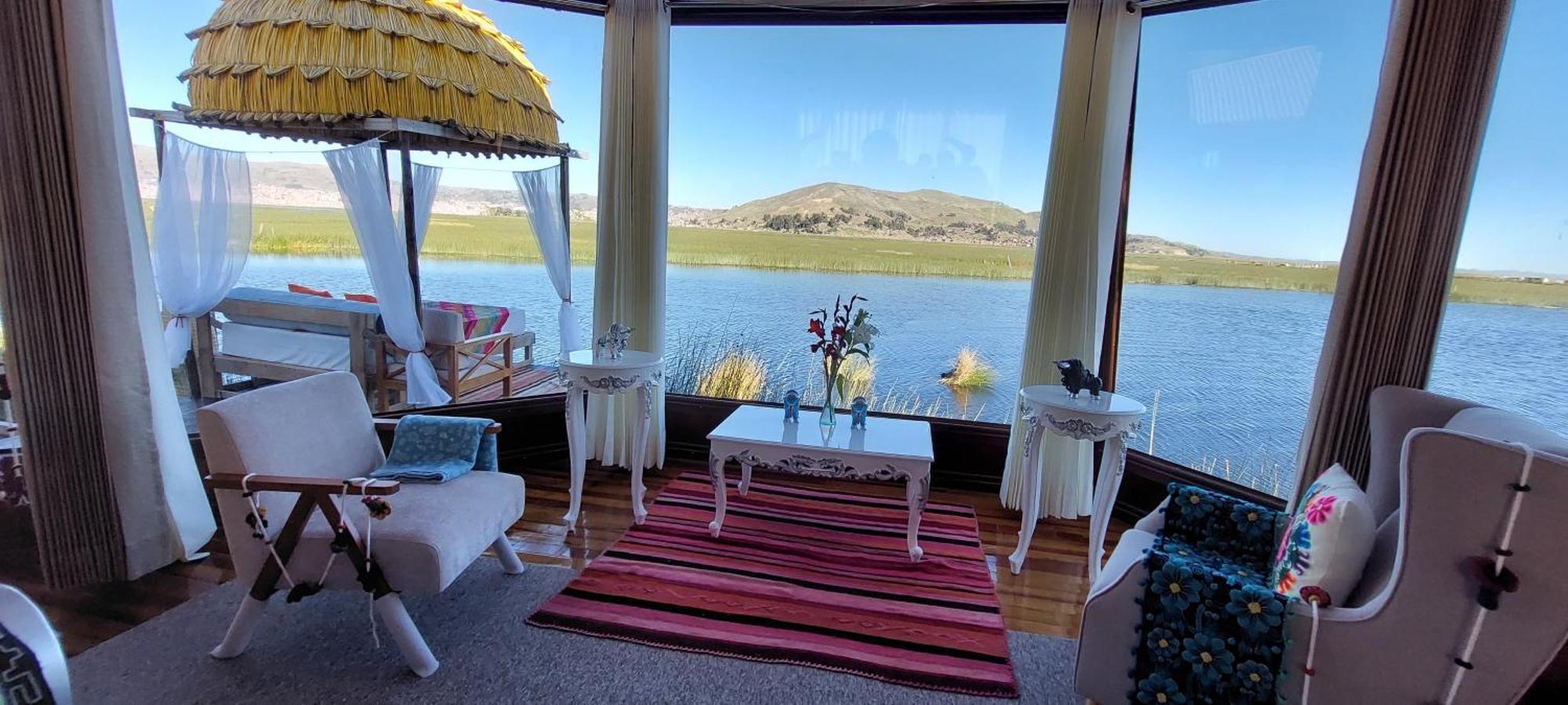 Uros Lodge Peru Puno Eksteriør billede
