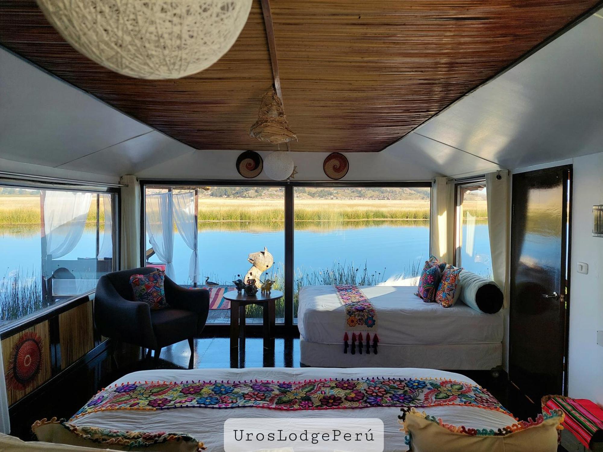 Uros Lodge Peru Puno Eksteriør billede