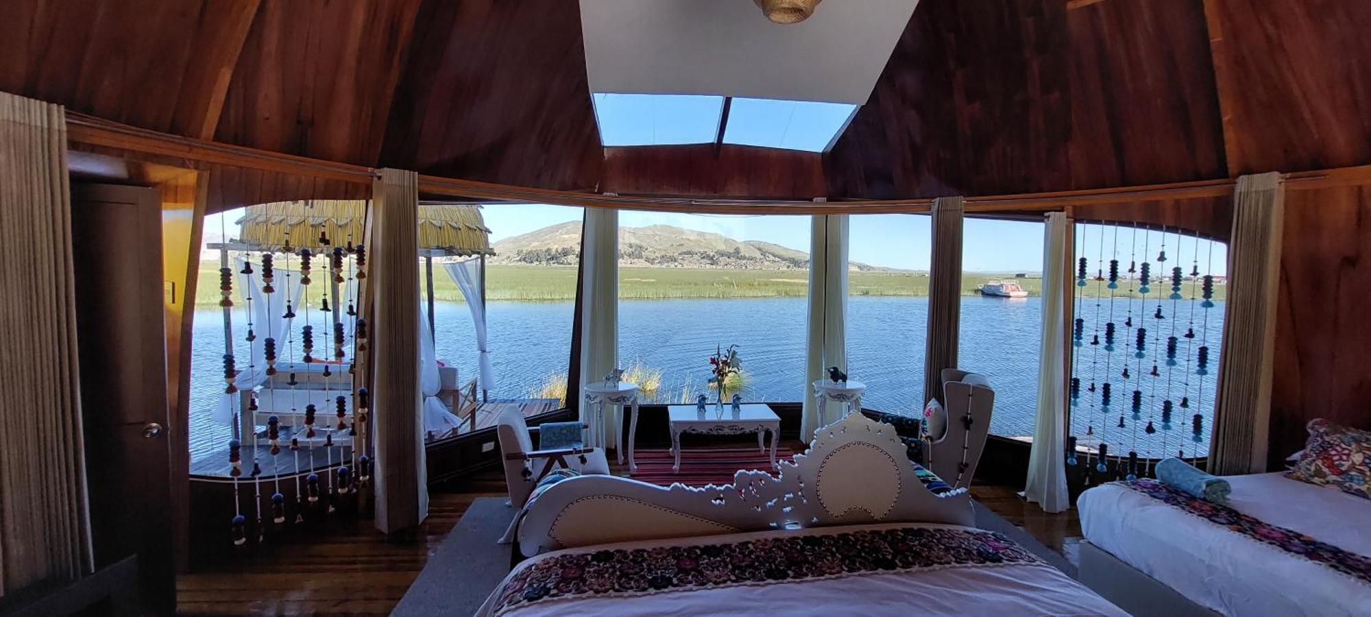 Uros Lodge Peru Puno Eksteriør billede